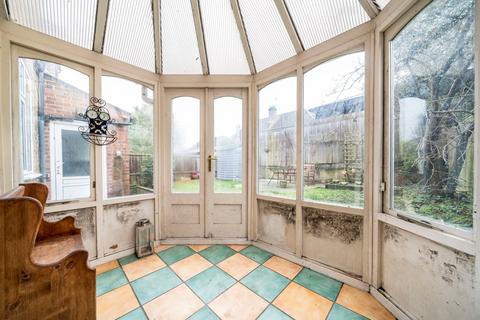 16 Bramhope Lane, London, SE7 7DY