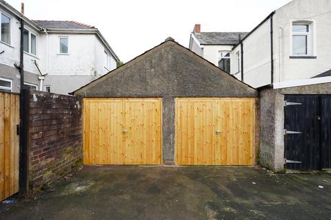 Garage to rent, Oxford Street Garage