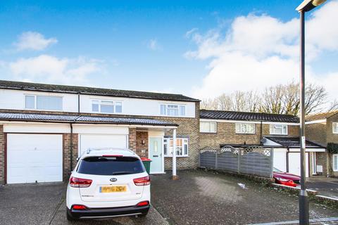 4 Borrowdale Close, Crawley, RH11 8SH