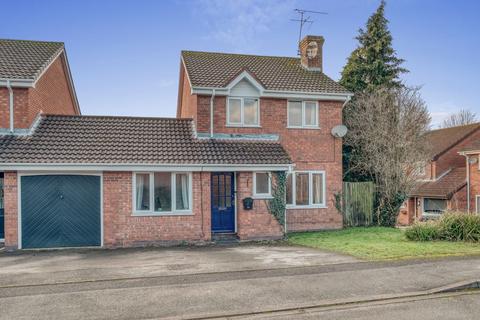 3 bedroom link detached house for sale, Western Hill Close, Astwood Bank, Redditch B96 6BY