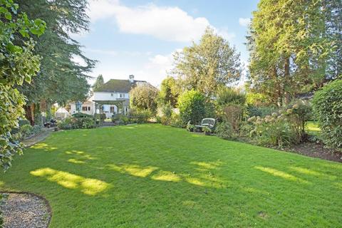 4 bedroom semi-detached house for sale, Ilkley Road, Burley in Wharfedale LS29