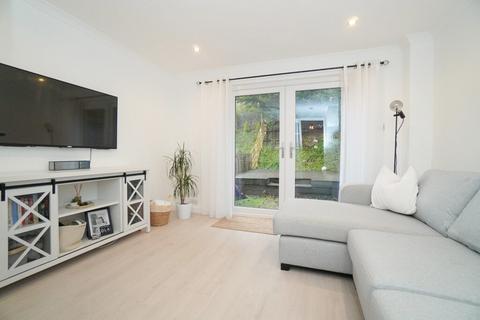 2 bedroom terraced house for sale, Antonine Gardens, Hardgate