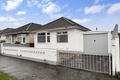 2 bedroom bungalow for sale, Evershot Road, Bournemouth BH8