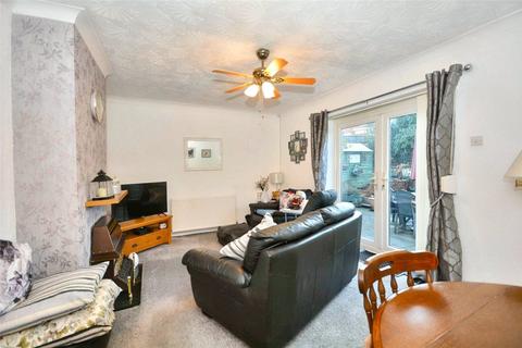 2 bedroom semi-detached house for sale, Langley Close, Leeds, West Yorkshire