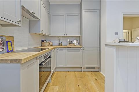 1 bedroom apartment to rent, Nottingham Place, City of Westminster, W1U