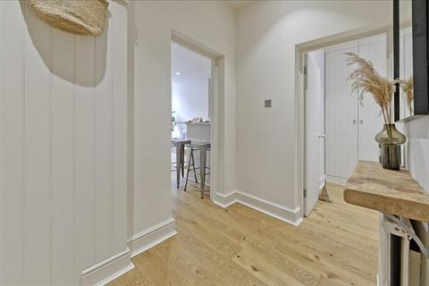 1 bedroom apartment to rent, Nottingham Place, City of Westminster, W1U