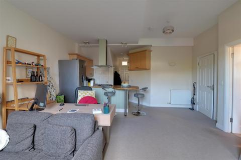 1 bedroom apartment for sale, Elgin Court, High Street, Stonehouse