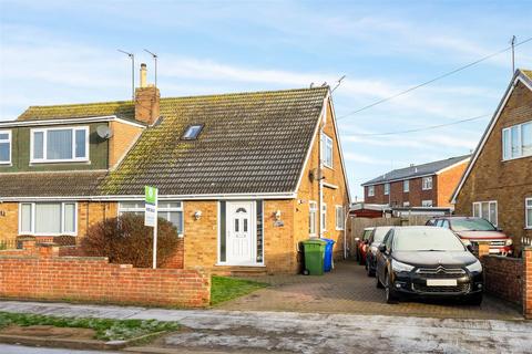 3 bedroom semi-detached house for sale, Ryecroft Drive, Withernsea