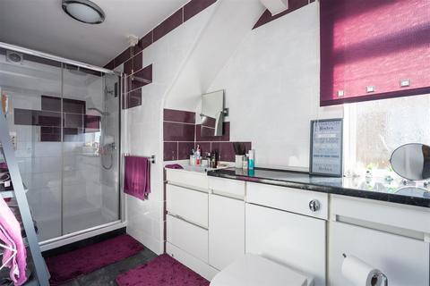 30 Ryecroft Drive, Withernsea, HU19 2LX