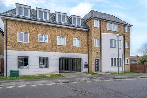 2 bedroom flat for sale, Gogmore Lane, Chertsey, KT16