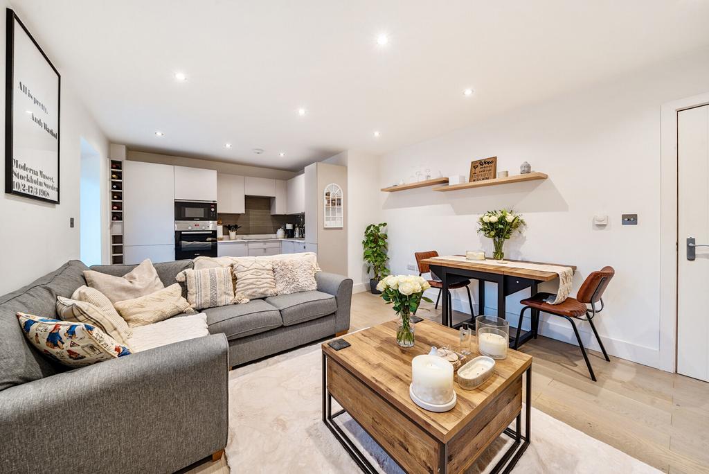 Living Room/Kitchen