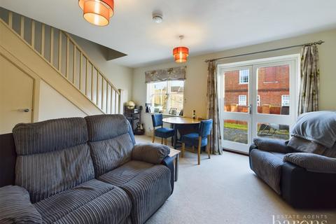 2 bedroom terraced house for sale, Northbrook Crescent, Basingstoke RG24