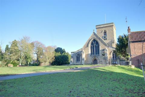 4 bedroom semi-detached house for sale, The Green, Welton