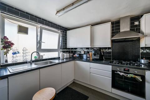 3 bedroom flat for sale, Ebenezer Mussel House, Patriot Square, Bethnal Green, London, E2