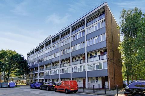 3 bedroom maisonette for sale, Dalwood Street, Camberwell, London, SE5