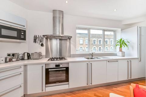 2 bedroom flat for sale, Amhurst Road, Hackney, London, N16