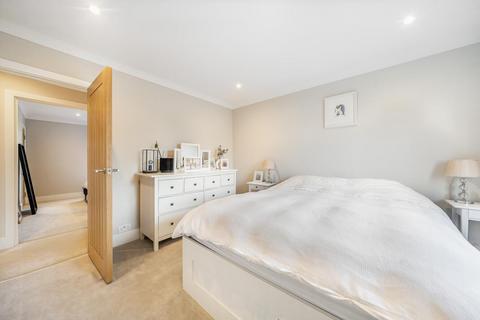 Stirling House Stanley Avenue, Beckenham, BR3 6PX