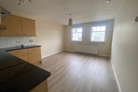 1 bedroom apartment for sale, Market Street, Faversham ME13