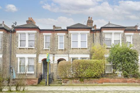 27 Avarn Road, London, SW17 9HB