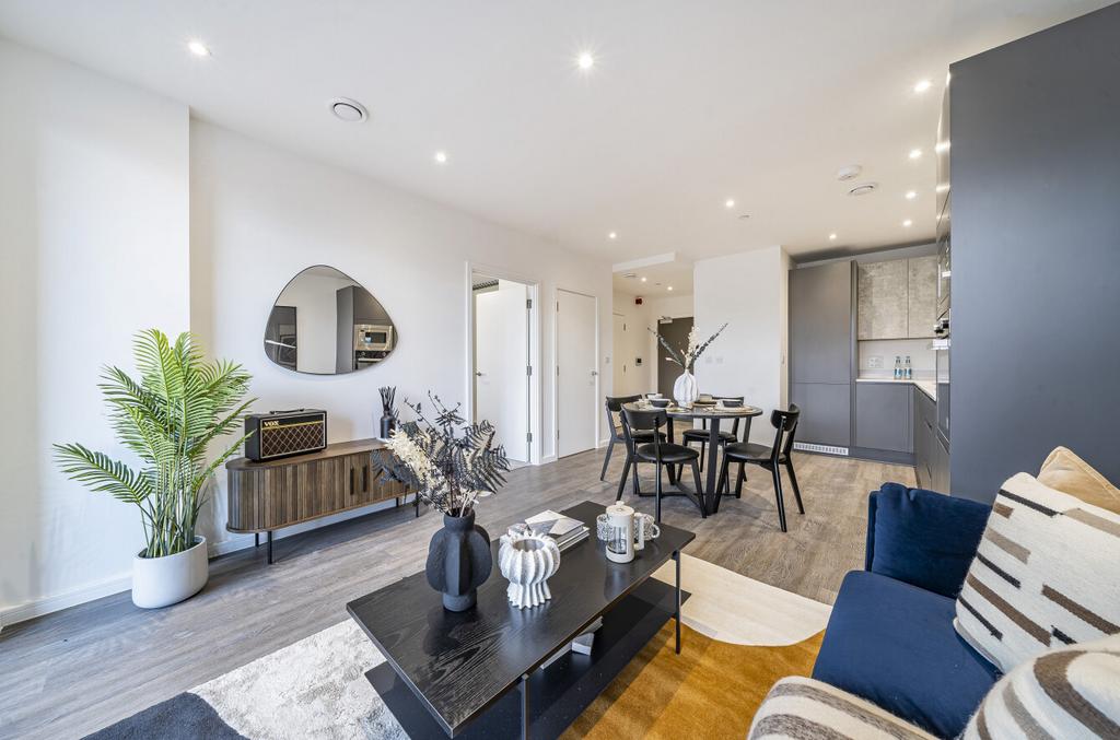 Victoria Rise Clapham 4 Headlam Avenue, Clapham SW4 1 bed apartment - £2,195 pcm (£507 pw)
