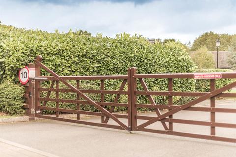 1 Country Park View, Sutton Coldfield, B76 1TE