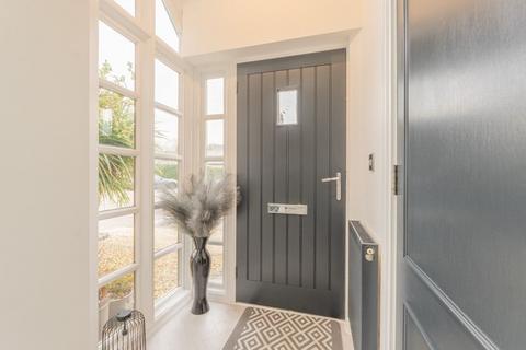 1 Country Park View, Sutton Coldfield, B76 1TE