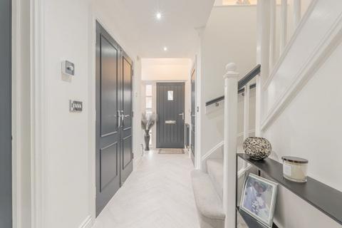 1 Country Park View, Sutton Coldfield, B76 1TE