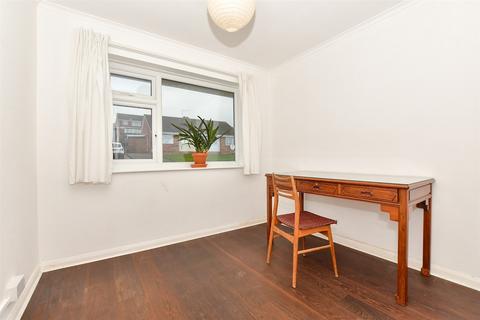 16 Norview Road, Whitstable, CT5 4DN