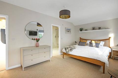 12 Cupernham Lane, Romsey, SO51 7JH