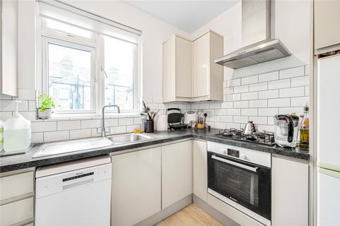 2 bedroom apartment to rent, London W12