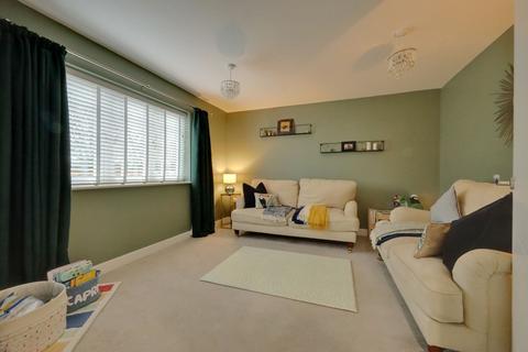 3 bedroom detached house for sale, Partridge Close, Burgess Hill, RH15