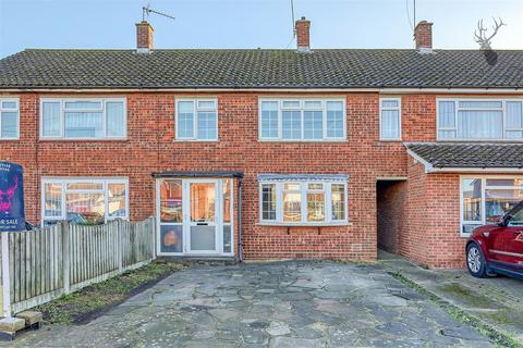 3 bedroom terraced house for sale, Blackmore Road, Kelvedon Hatch