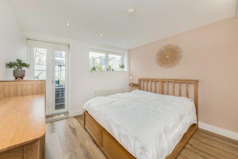 1 bedroom apartment for sale, Colney Hatch Lane, London