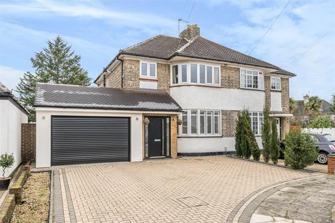 4 Ash Close, Petts Wood, Orpington, BR5 1LQ