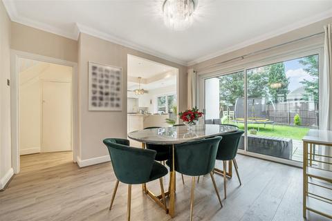4 Ash Close, Petts Wood, Orpington, BR5 1LQ