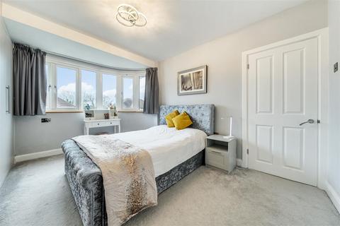 4 Ash Close, Petts Wood, Orpington, BR5 1LQ