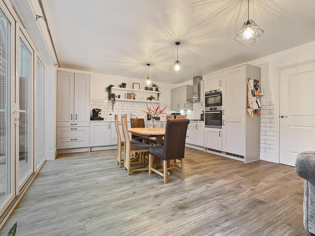 Kitchen/Diner/Family Room