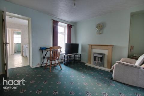 3 bedroom terraced house for sale, Mill Street, Risca/Newport