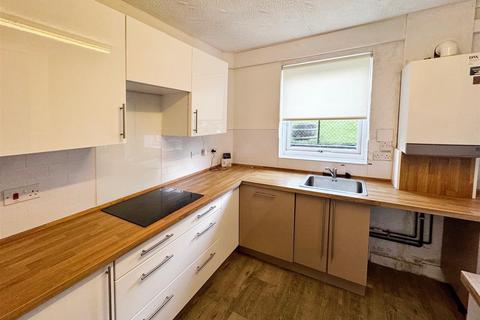 2 bedroom flat to rent, Limekilns Street, Clydebank G81