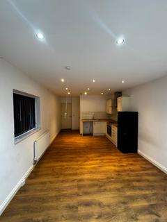 Studio to rent, Kirkland Road, Leicester LE3