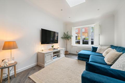 21 Halcyon Close, Oxshott, Leatherhead, KT22 0HA