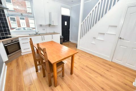 2 bedroom terraced house for sale, Bangor Street, Leeds, West Yorkshire