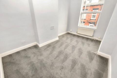 2 bedroom terraced house for sale, Bangor Street, Leeds, West Yorkshire