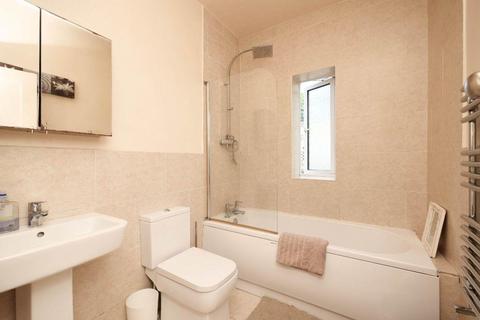 18 Baildon Road, Baildon, Shipley, BD17 6AE