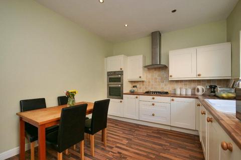18 Baildon Road, Baildon, Shipley, BD17 6AE