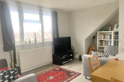 1 bedroom property to rent, Grange Park, Ealing