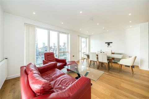 3 bedroom apartment to rent, Turnberry Quay, London E14