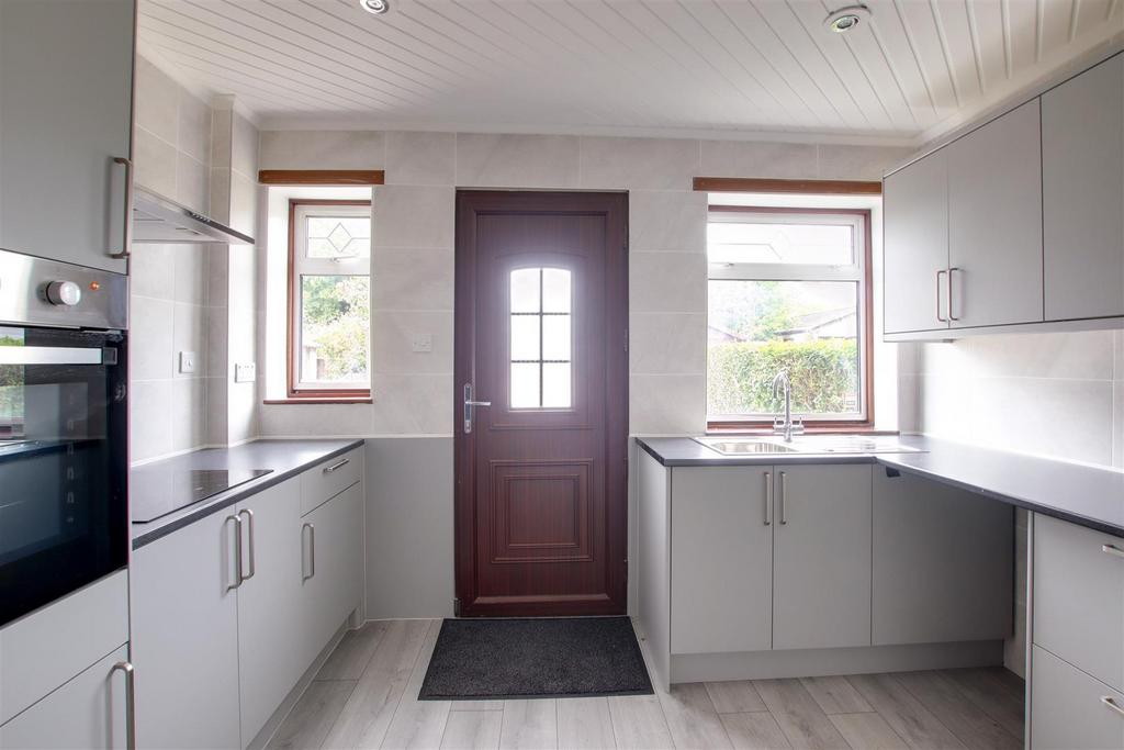 Campbell - kitchen 2.jpg