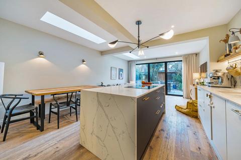 157 Elm Road, Kingston Upon Thames, KT2 6HY
