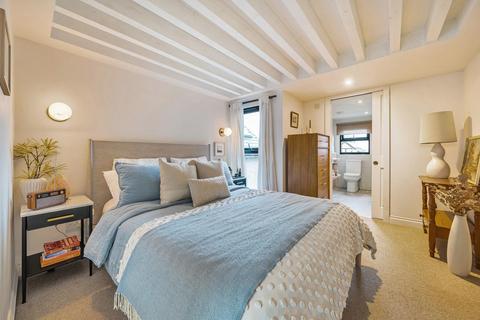 157 Elm Road, Kingston Upon Thames, KT2 6HY